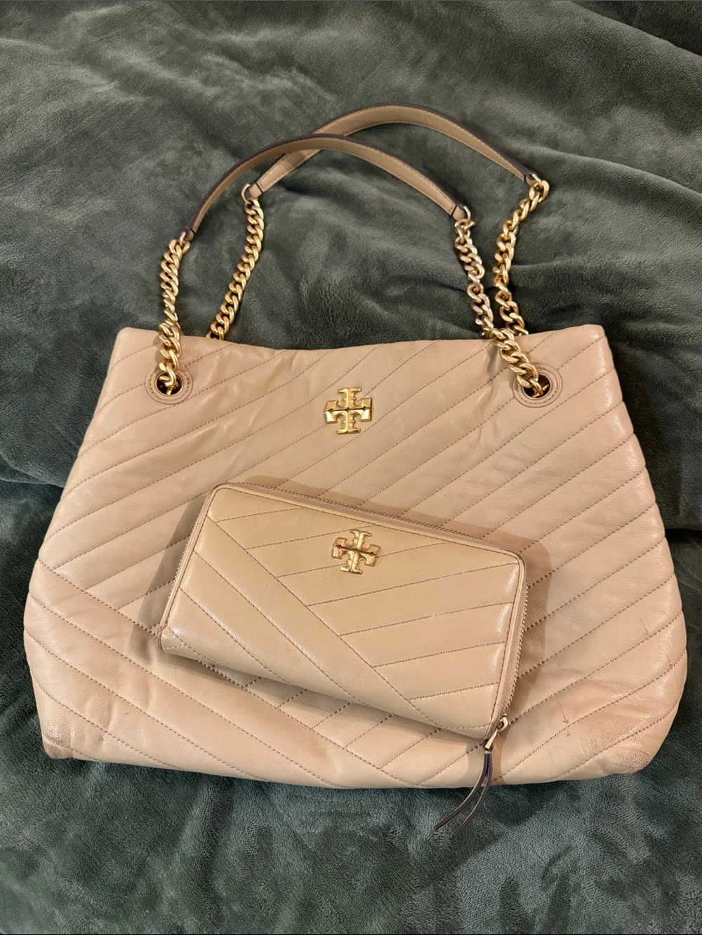 Tory Burch Quilted Leather Shoulder Bag in Nude Blush with Gold Hardware